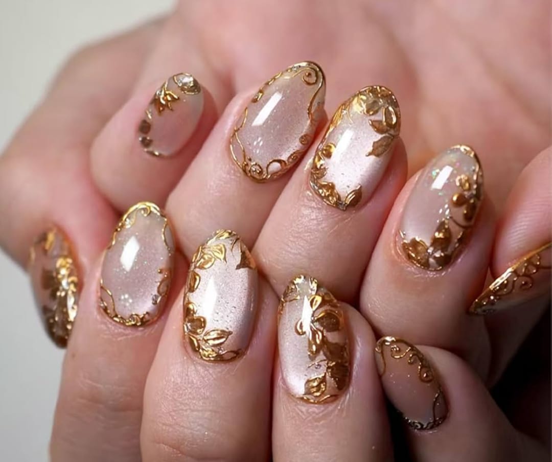 Aesthetic display of clear gel extension tips
